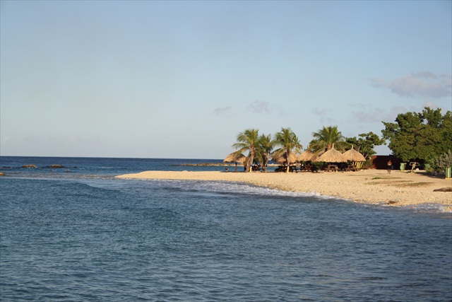 Openbaar strand Piscadera Curacao